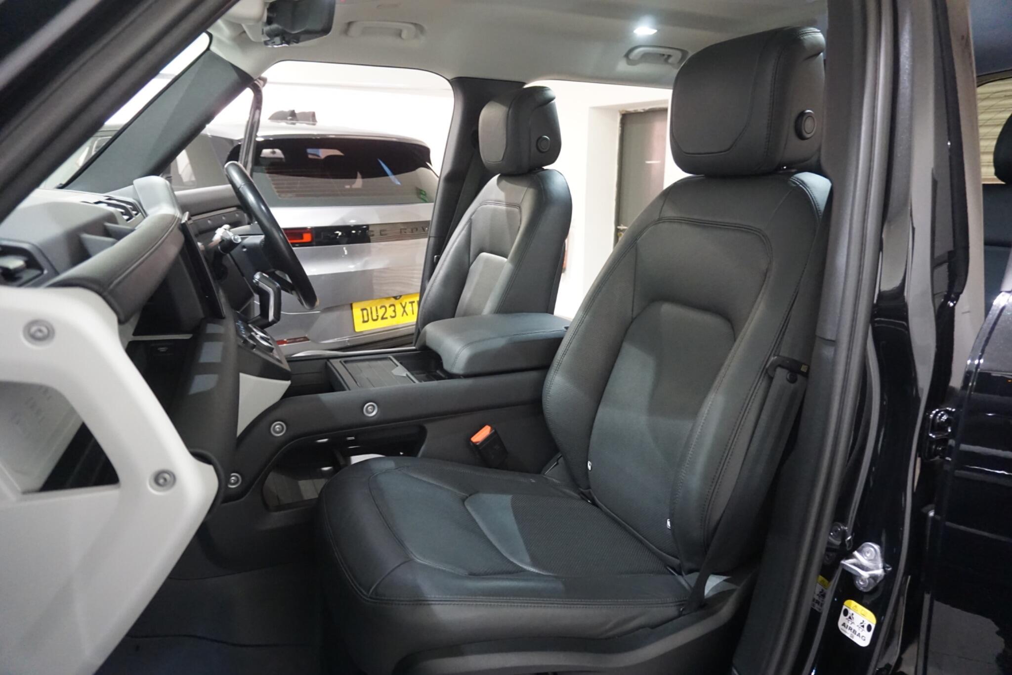 Land Rover Defender 110 3.0 D250 MHEV HSE Hard Top SUV 5dr Diesel Auto 4WD MWB Euro 6 (s/s) (250 ps)